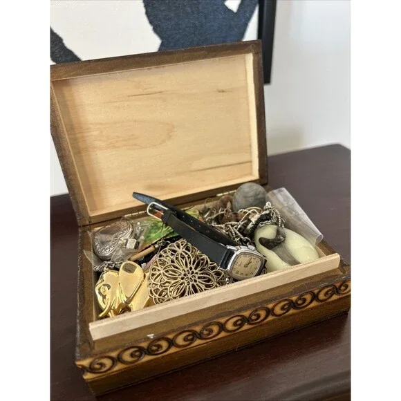 Mystery Jewelry Box, All Wearable, Vintage To Now - Picture 1 of 8